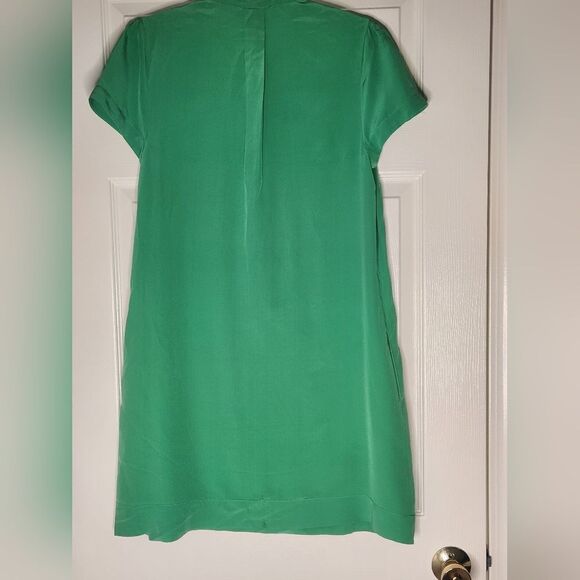 Bebe M Green Shrtslvs Pockets 100% SILK Halfway Buttons Closure Women Mini Dress - Picture 7 of 8